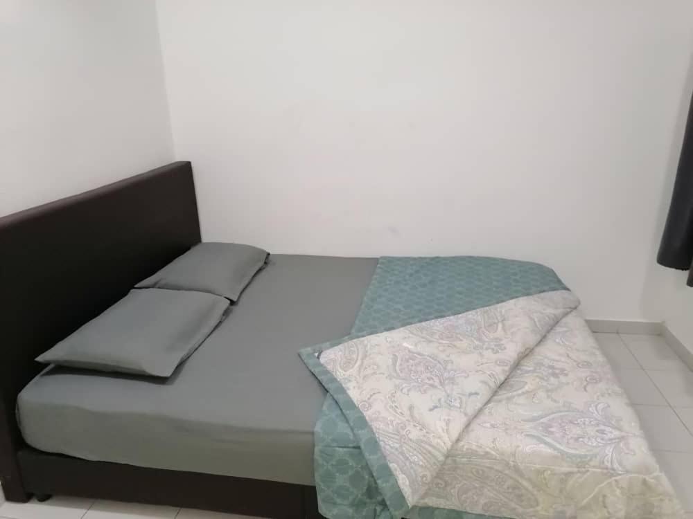 Mesahill Nilai 2 Room Condo - Fast Wifi, Amazing Pool & Tv Extérieur photo