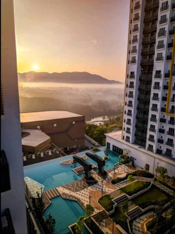 Mesahill Nilai 2 Room Condo - Fast Wifi, Amazing Pool & Tv Extérieur photo